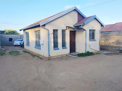 2 Bedroom House For Sale in Kempton Park - QJd5.webp