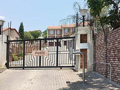 2 Bedroom Townhouse For Sale in Pretoria - img