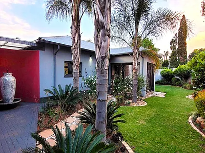 3 Bedroom House For Sale in Benoni - dw5Z.webp