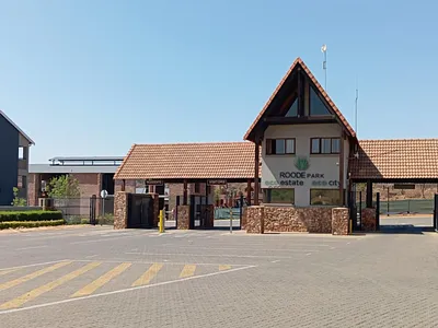 2 Bedroom Apartment For Sale in Pretoria - 2Z4b.webp