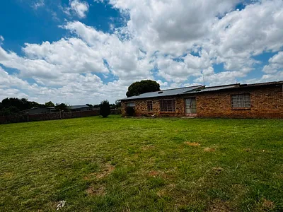 4 Bedroom House For Sale in Randfontein - mRio.webp
