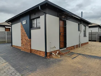 2 Bedroom House For Sale in Pretoria - FGwD.webp