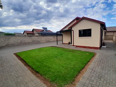 2 Bedroom House To Rent in Pretoria - S6zs.webp