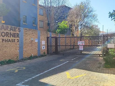 2 Bedroom Apartment For Sale in Kempton Park - VD2H.webp