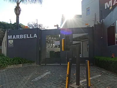 3 Bedroom House For Sale in Johannesburg - t1Hb.webp