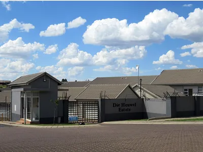 3 Bedroom House For Sale in Witbank - qsdz.webp
