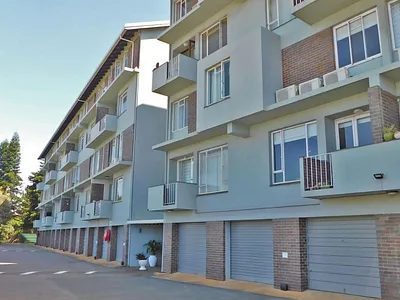 3 Bedroom Apartment For Sale in Bulwer - img