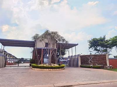 2 Bedroom Townhouse For Sale in Pretoria - Wzho.webp