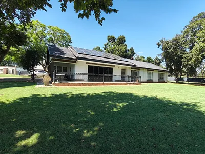 4 Bedroom House For Sale in Pretoria - 88Wj.webp