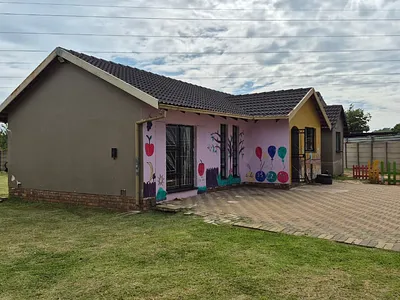 3 Bedroom House For Sale in Benoni - DyBB.webp