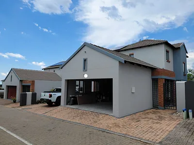 3 Bedroom House For Sale in Pretoria - 7oBX.webp