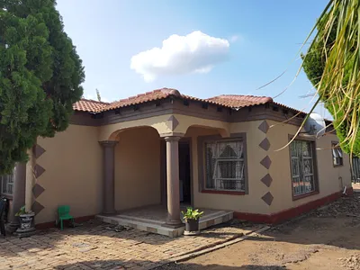 3 Bedroom House For Sale in Ga-rankuwa Unit 4, Ga-rankuwa - ePAV.webp