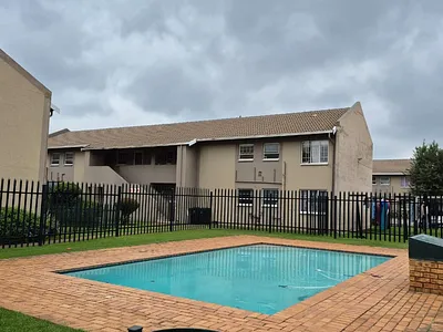 3 Bedroom Apartment For Sale in Boksburg - VeH2.webp