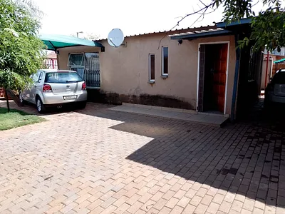 2 Bedroom House For Sale in Pretoria - BUZN.webp