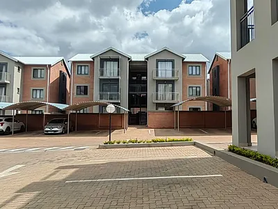 3 Bedroom Apartment For Sale in Pretoria - GhfR.webp