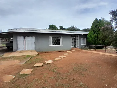 4 Bedroom House For Sale in Kuruman - RoT9.webp