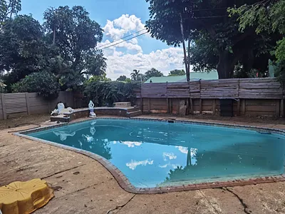 6 Bedroom House For Sale in Pretoria - 5utx.webp