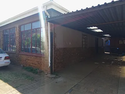 4 Bedroom House For Sale in Pretoria - Injy.webp