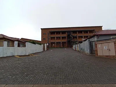 2 Bedroom Apartment For Sale in Pretoria - vHhx.webp