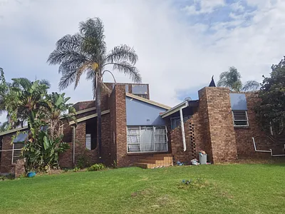 9 Bedroom House For Sale in Witbank - Foyv.webp
