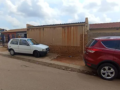 2 Bedroom House For Sale in Centurion - wlG1.webp