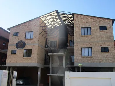 2 Bedroom Apartment For Sale in Kempton Park - EJEb.webp