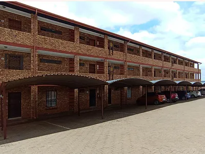 2 Bedroom Apartment For Sale in Pretoria - VyT4.webp