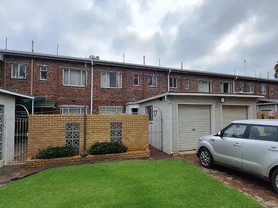 3 Bedroom Apartment For Sale in Benoni - 1R5s.webp