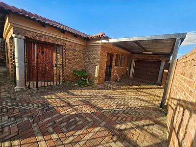 3 Bedroom House For Sale in Pretoria - img