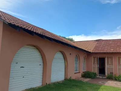 4 Bedroom House For Sale in Boksburg - vUhx.webp