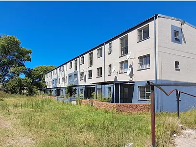 2 Bedroom Apartment For Sale in Newcastle - IIMw.webp