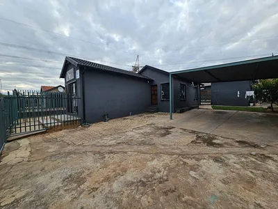3 Bedroom House For Sale in Pretoria - YIhj.webp