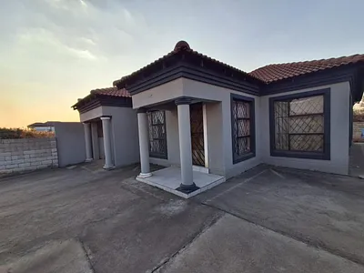 3 Bedroom House For Sale in Soshanguve - qEav.webp