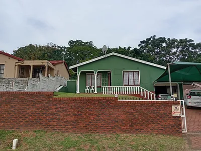 4 Bedroom House For Sale in Isipingo - HPVl.webp