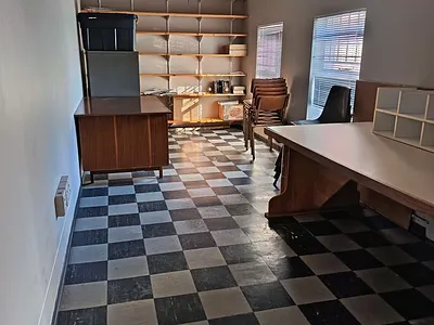 Commercial Property To Rent in East London - 0GI4.webp
