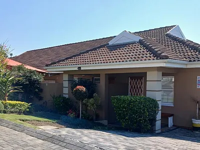 3 Bedroom Townhouse To Rent in East London - PLkS.webp