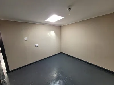 1 Bedroom Apartment To Rent in Quigney, East London - 6rHz.webp