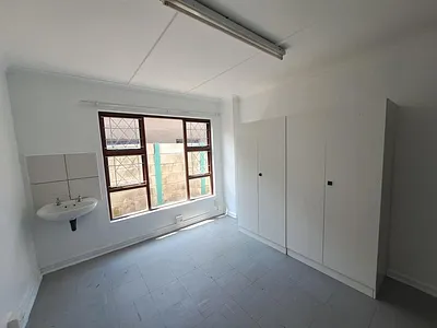 1 Bedroom Apartment To Rent in Quigney, East London - FQs3.webp