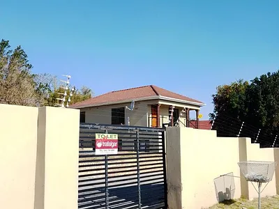 1 Bedroom Apartment To Rent in Amalinda, East London - img