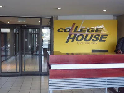 Apartment To Rent in Braamfontein, Johannesburg - Rtu0.webp