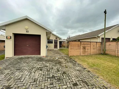 2 Bedroom Townhouse To Rent in East London - img