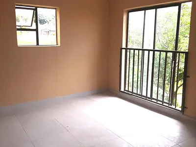 1 Bedroom Apartment To Rent in Chatsworth - CGGY.webp