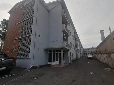 1 Bedroom Apartment To Rent in East London - 80GS.webp