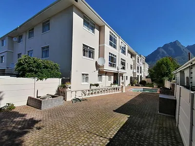 2 Bedroom Apartment To Rent in Cape Town - img