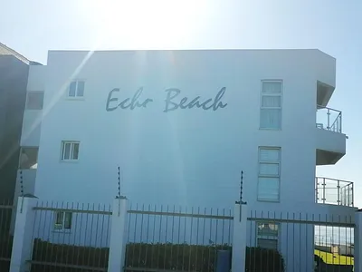 2 Bedroom Apartment To Rent in East London - wcT1.webp