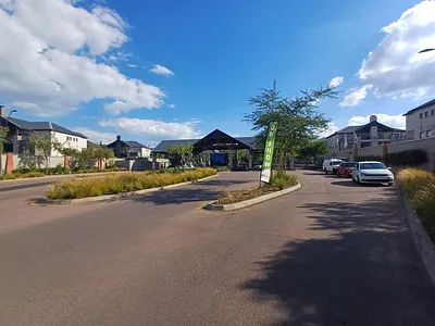 3 Bedroom Apartment To Rent in Midrand - voqe.webp