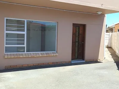 2 Bedroom Apartment To Rent in East London - img