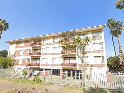 1 Bedroom Apartment To Rent in East London - LrMC.webp