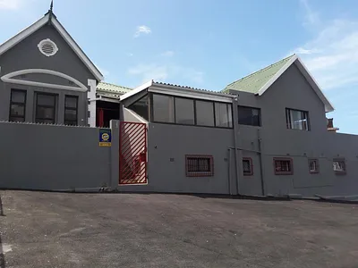 1 Bedroom Apartment To Rent in East London - 3juT.webp