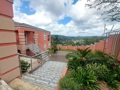 5 Bedroom House To Rent in East London - JRmF.webp